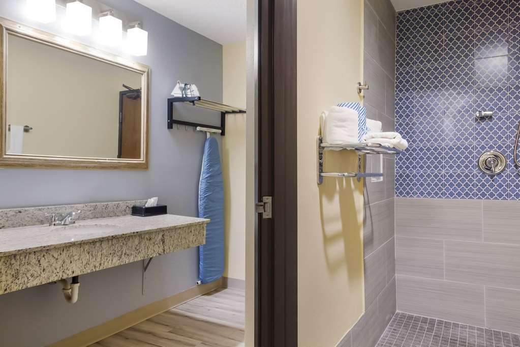 Rodeway Inn Houston North Greenspoint الغرفة الصورة