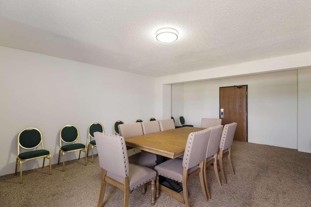 Rodeway Inn Houston North Greenspoint المرافق الصورة